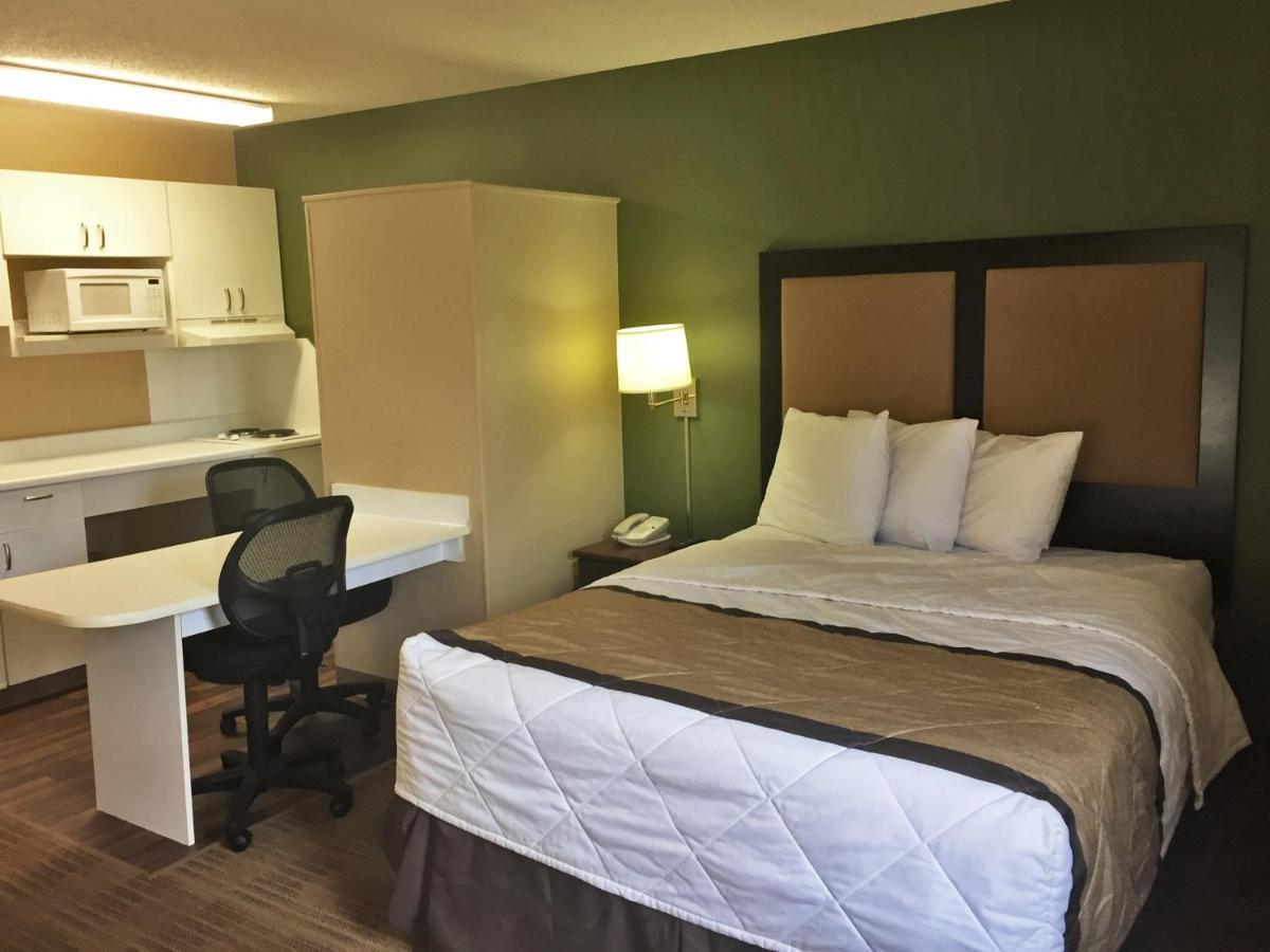 Extended Stay America Suites - Kansas City - Airport Экстерьер фото