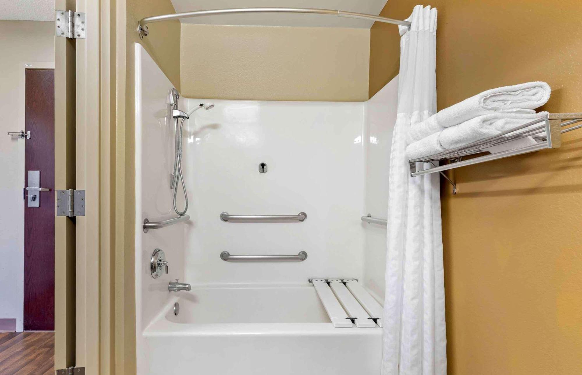 Extended Stay America Suites - Kansas City - Airport Экстерьер фото