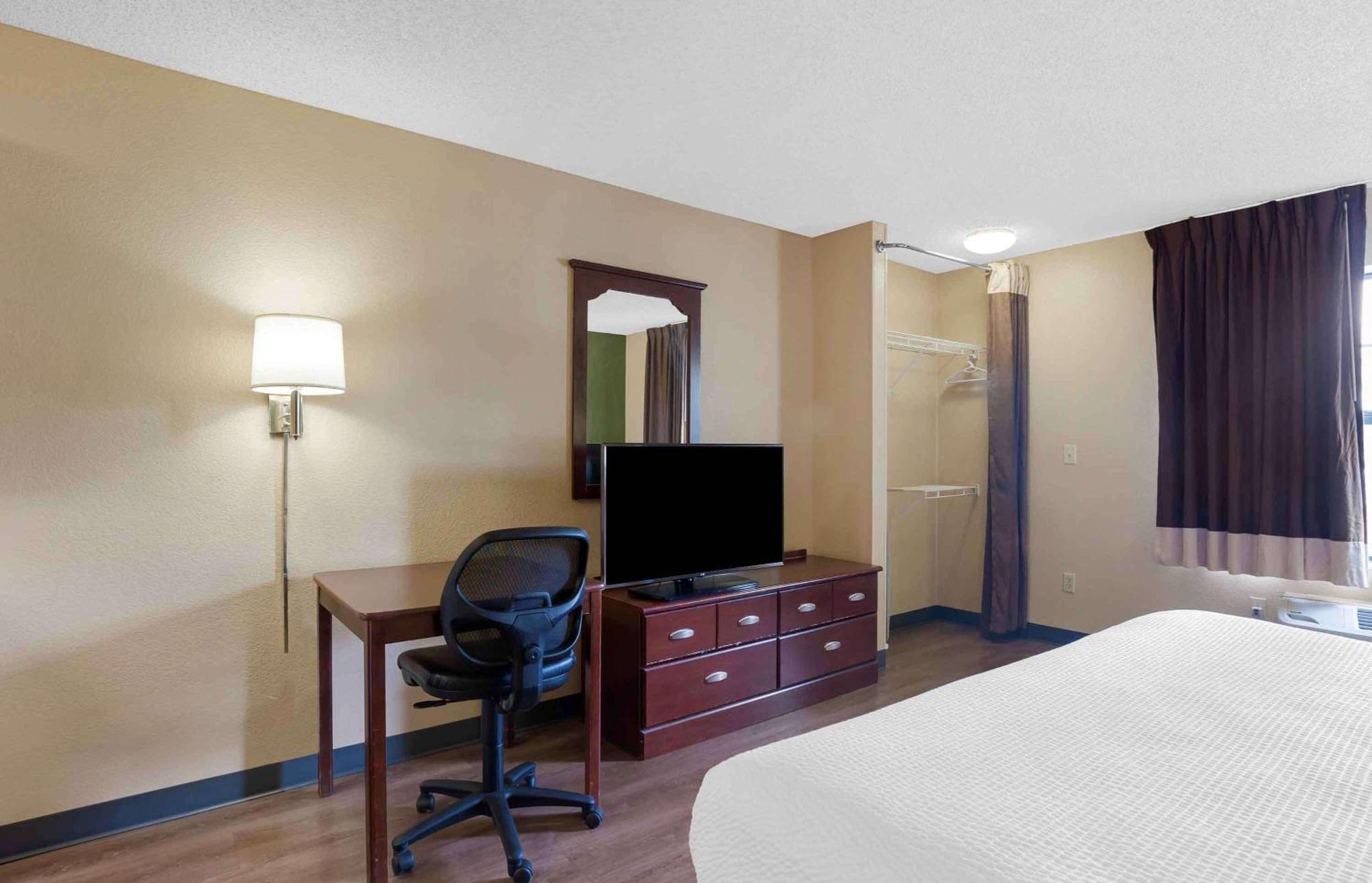Extended Stay America Suites - Kansas City - Airport Экстерьер фото